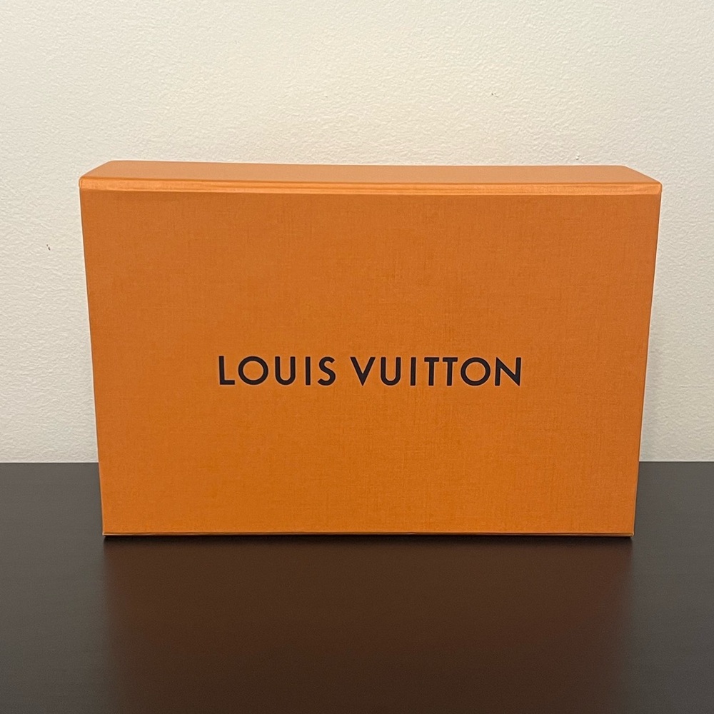 🛍️Louis Vuitton Box 10.75” x 7” x 3.25”
